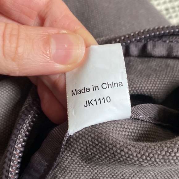 Lo and Sons Catalina Weekender - Picture 3 of 6